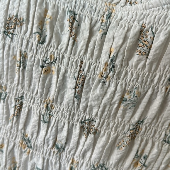 Rails Dion Dress
Amaryllis White Floral Sleeveless Dress size Medium - Picture 11 of 11